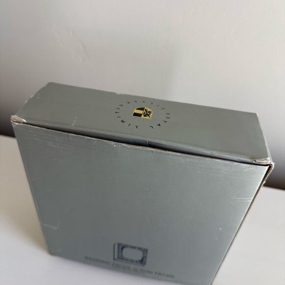 Royal Limited Silver Wedding Proof Album Frame – Vintage 1995, NIB - Picture 7 of 8